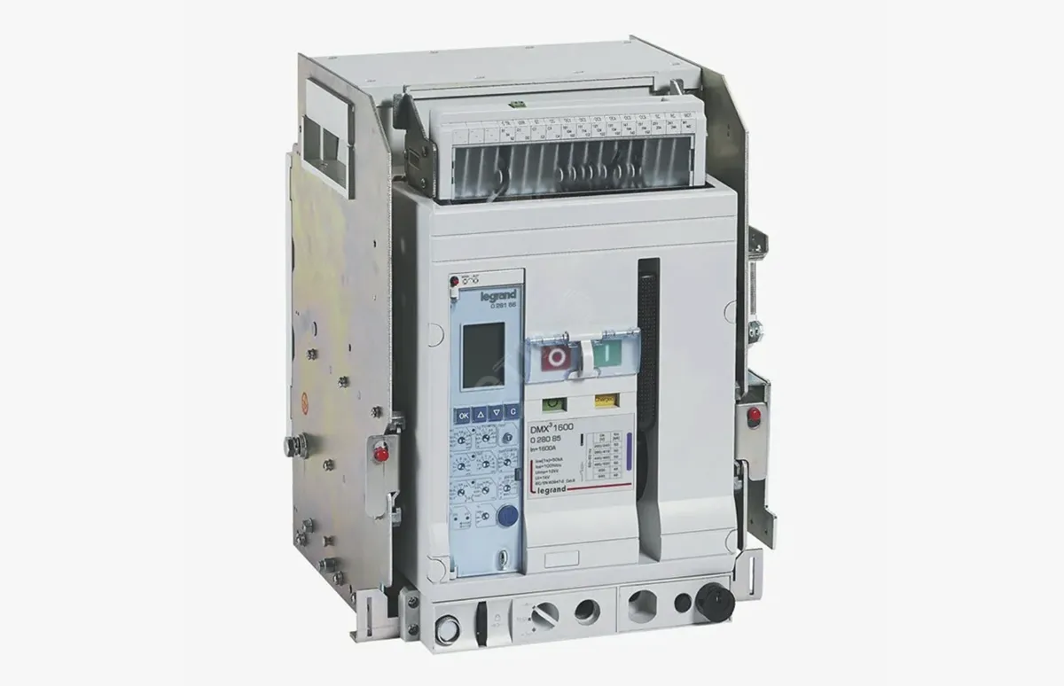 Выключатель автоматический Legrand DMX3 