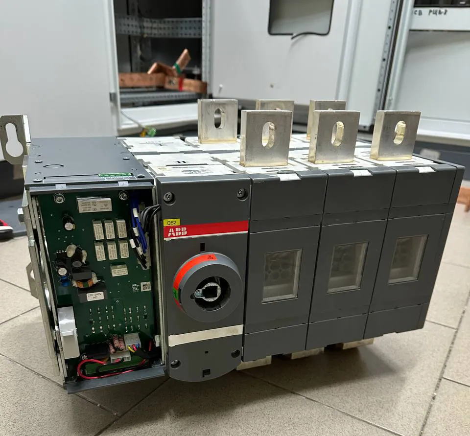реверсивный рубильник ABB OTM1000
